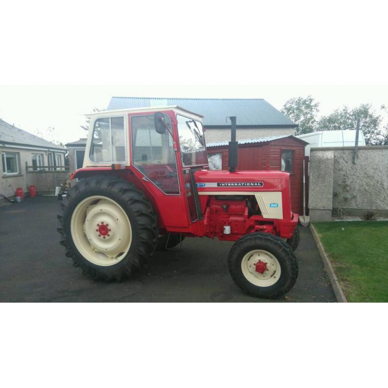 Vintage International 574 tractor