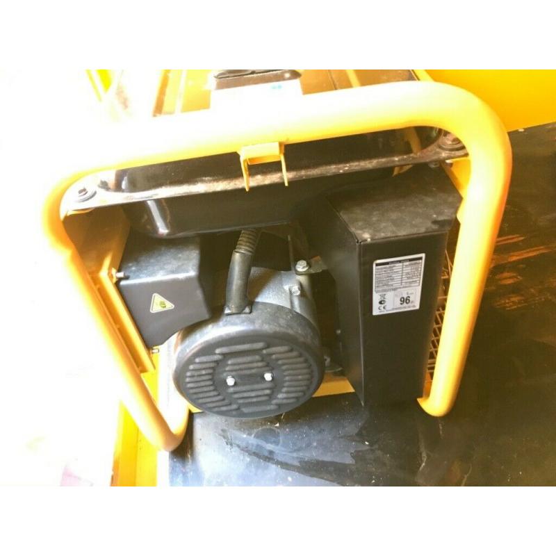 Briggs And Stratton Generator (New)