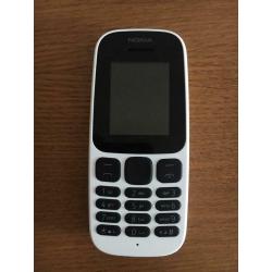 Nokia 105 white mobile phone