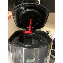 Special Offer Coffee Bundle: Delonghi K79 Coffee Grinder + Russell Hobbs Luna Coffee Maker