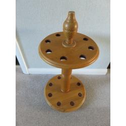 Lt.oak freestanding cue rack with 8 cues
