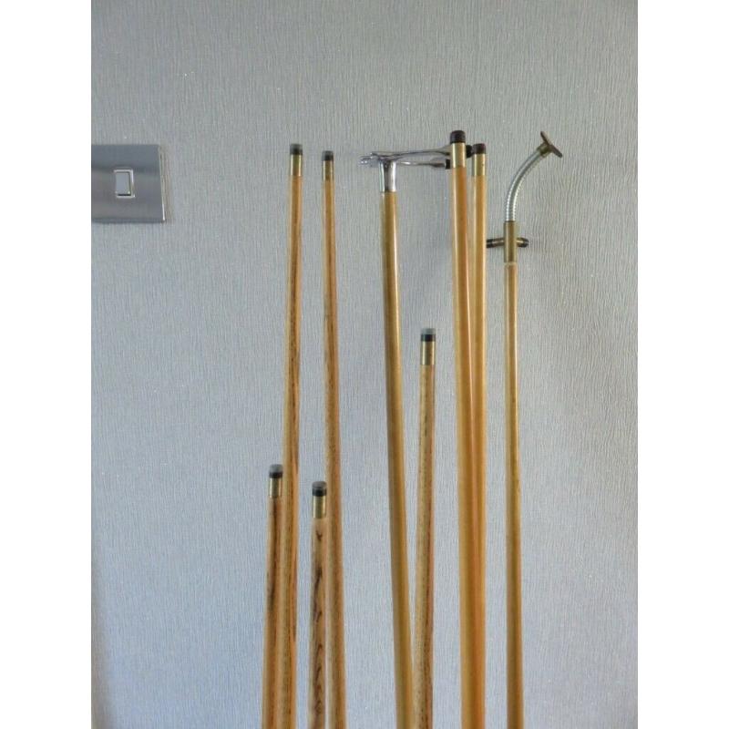 Lt.oak freestanding cue rack with 8 cues