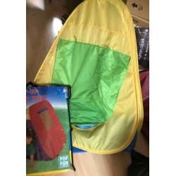 2 pop up kids play tent 1 x red and 1 x yellow