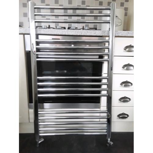 Towel rail