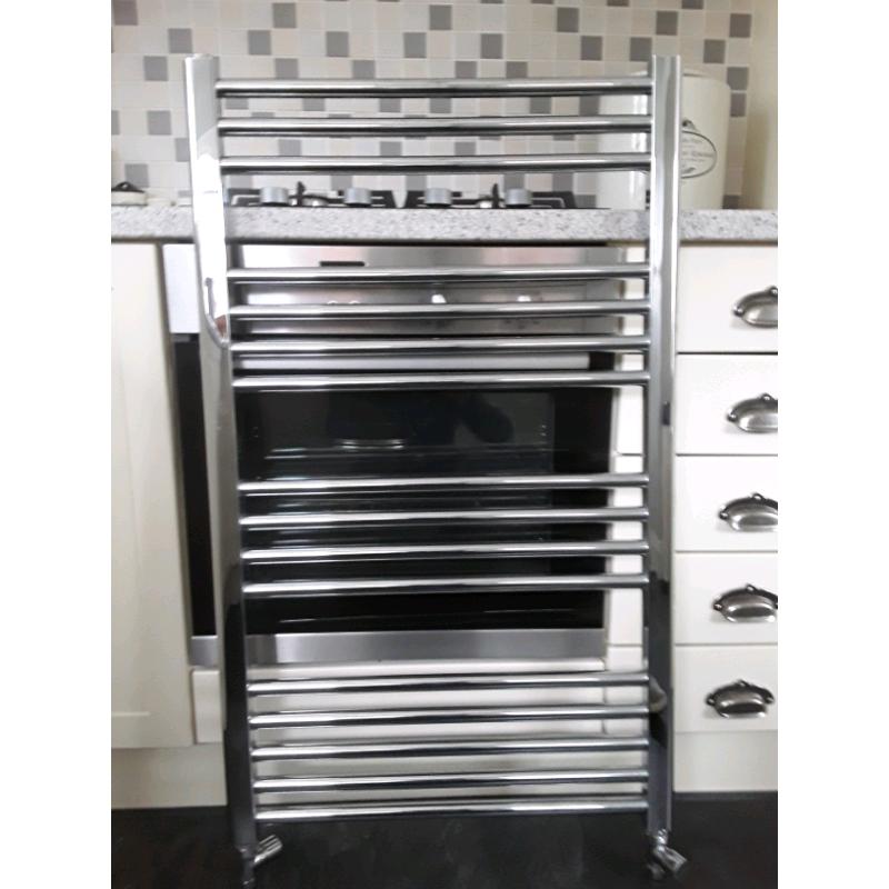 Towel rail