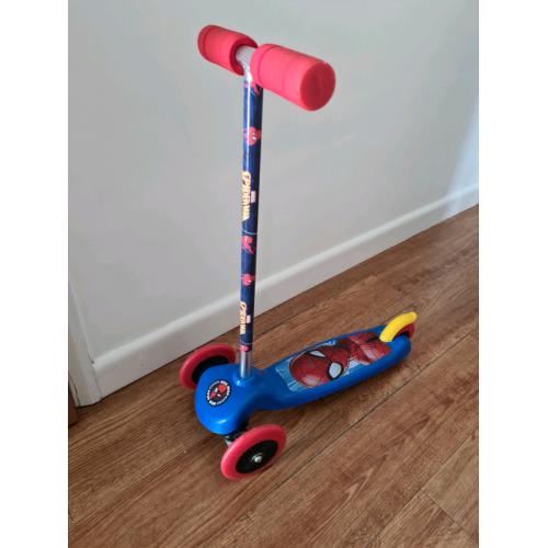 Spiderman scooter