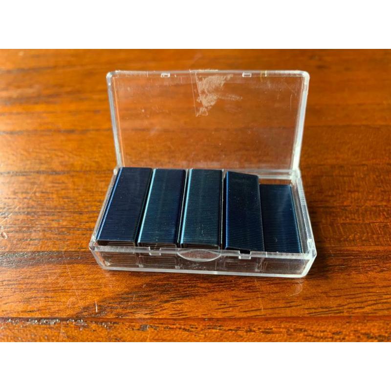 Box Of 50 Mini Blue Metallic Staples