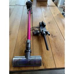 Dyson V6 Absolute