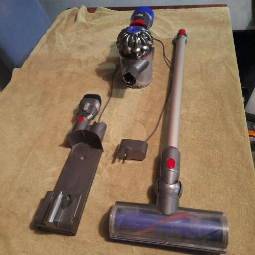 Dyson V8 Animal Handheld Cordless Vacuum Cleaner