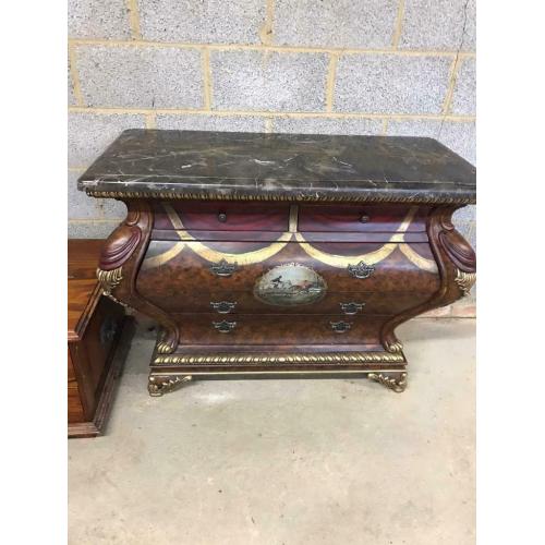 Chest of drawers