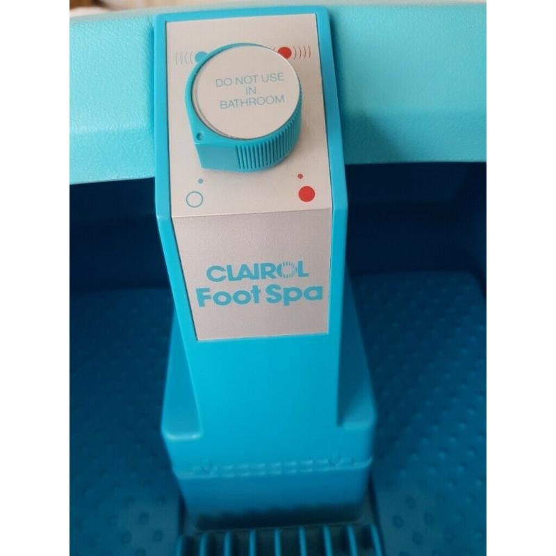 Clairol Foot Spa ? Massaging Foot Bath with rubber feet.