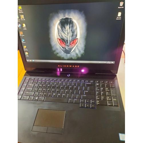 Alienware 17 R4 Gaming Laptop in box i7-7700HQ/16GB ram/120GB SSD+1TB HDD/GTX1070 8GB