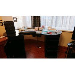 Nail bar and Nail accessories