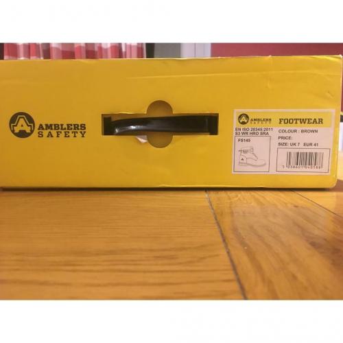 Safety boots! Size 7