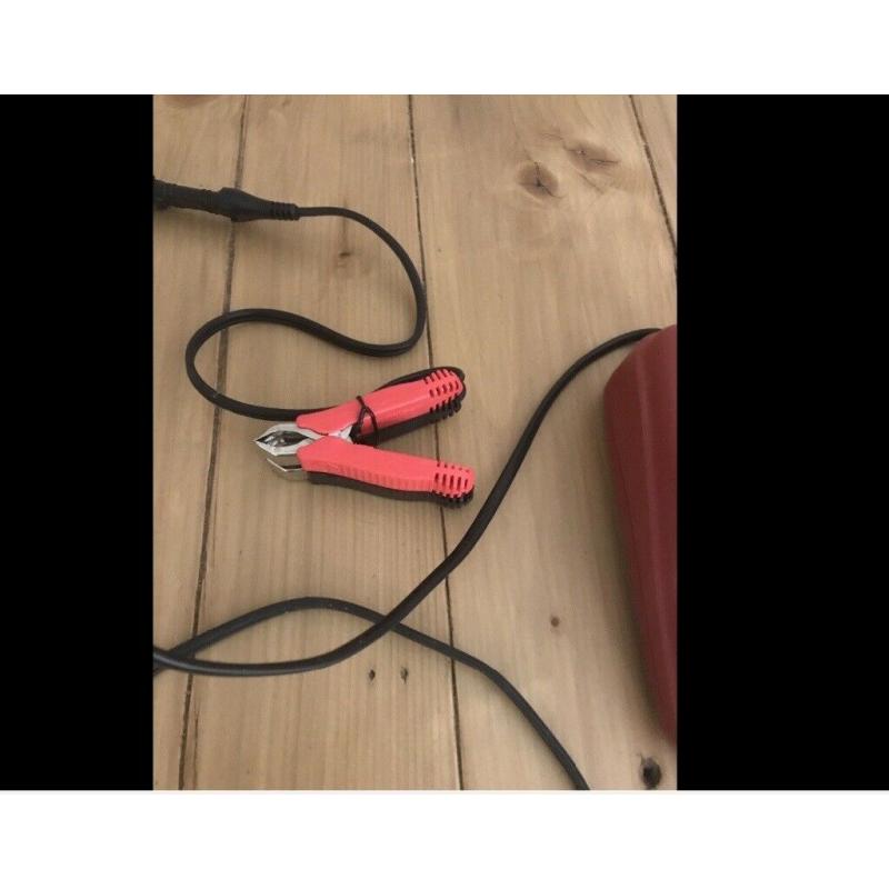Quads/Motorcycles/Scooter/Caravan batteries.(.OPTIMATE 3+ with Croc clips..& Permanent bike lead