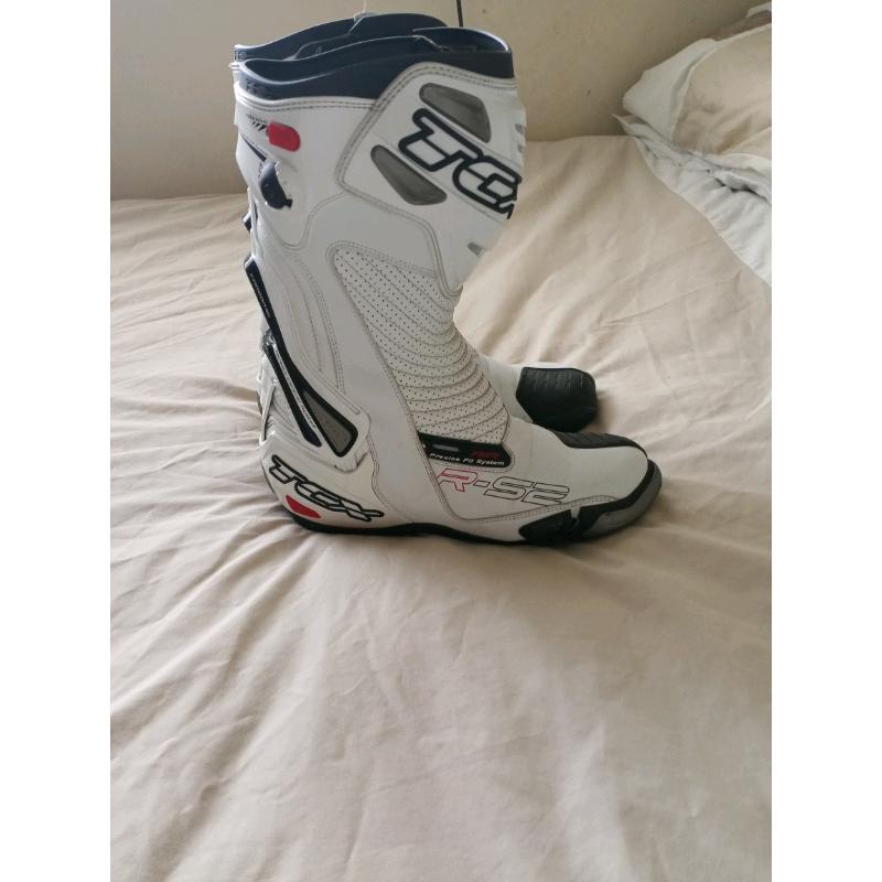 Motorcycle boots
