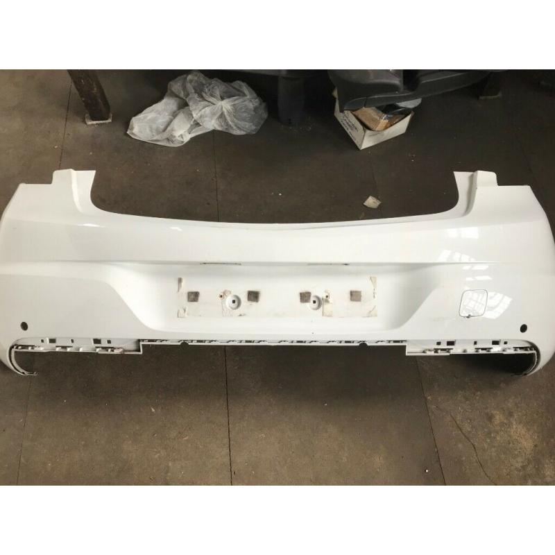 VAUXHALL ASTRA K 5DR WHITE REAR BUMPER WITH PDC HOLES P/N: 13425478 (2015-2019)