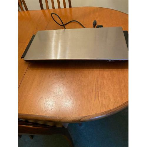 Cordless large warming tray