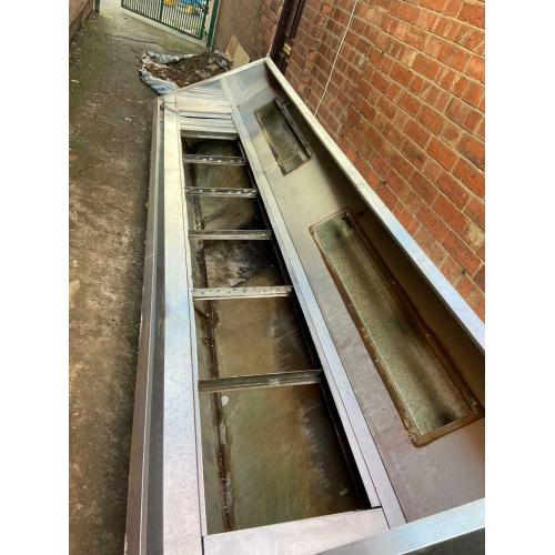 Wall Type Extraction Canopy 4m + 1.8m