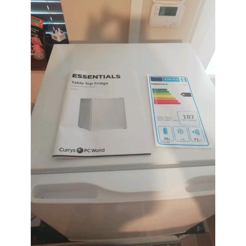 Mini Tabletop Fridge