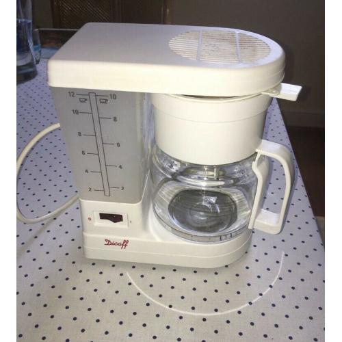 Filter less coffee machine
