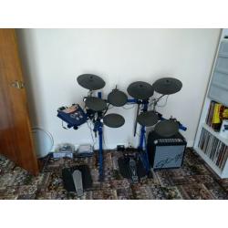 Roland TD6 V drums with Stagg amp