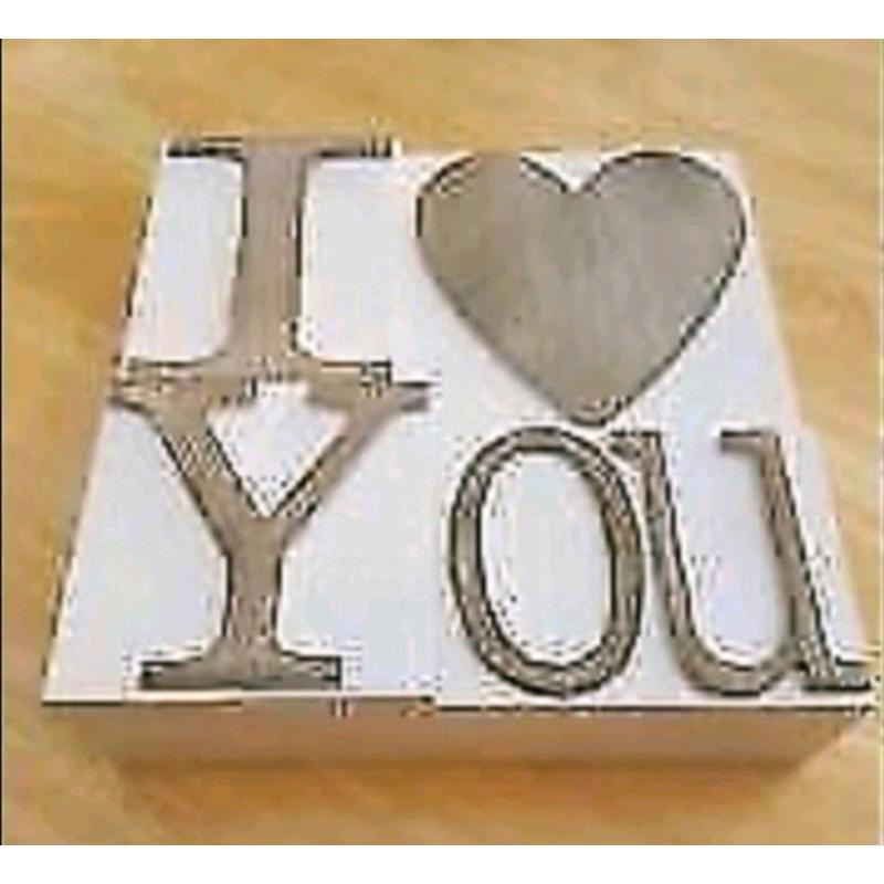 Wooden I love you Plaque.