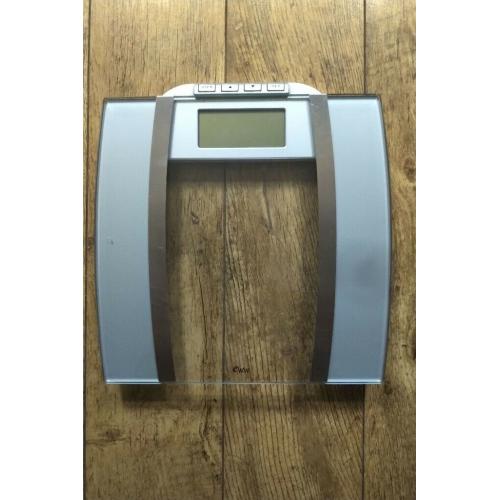 Weight Watchers Slim Glass BMI Scale
