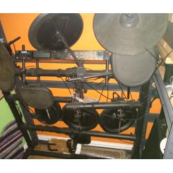 Alesis DM5 electric drum kit