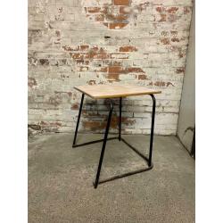 OLD SCHOOL TABLE