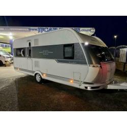 2016 HOBBY EXCELLENT 560 cfe 4 berth Fixed bed 15 months warranty