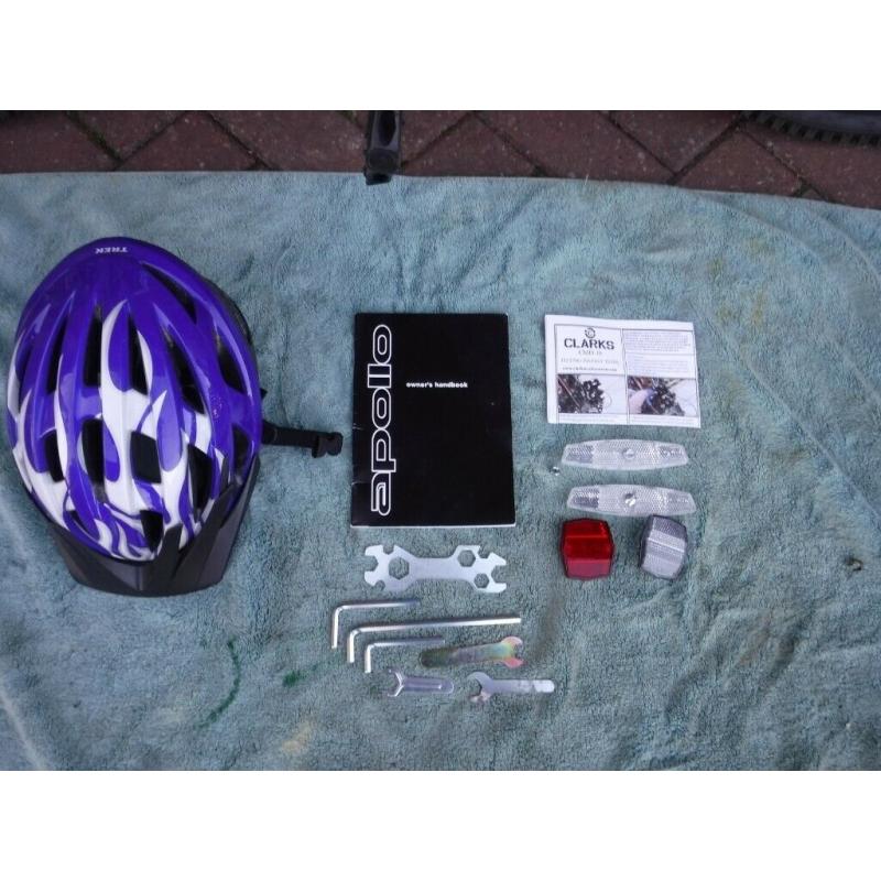 Apollo Interzone Boys or Girls Mountain Bike