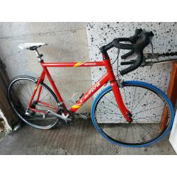 Carrera virtouso road bike
