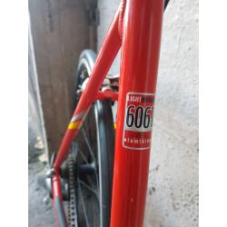 Carrera virtouso road bike
