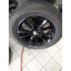 Ford kuga ,alloys bridgestone tires