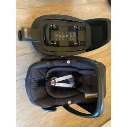 Maxi-Cosi Pebble Pro I-Size car seats with Maxi-Cosi 3wayFix bases.