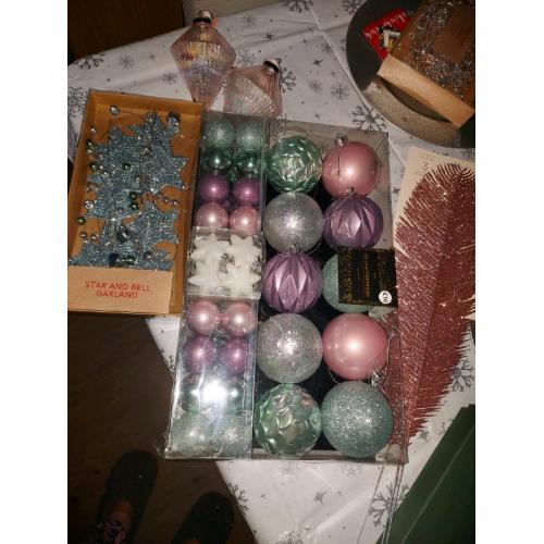 Christmas Decorations Bundle (BNWT)