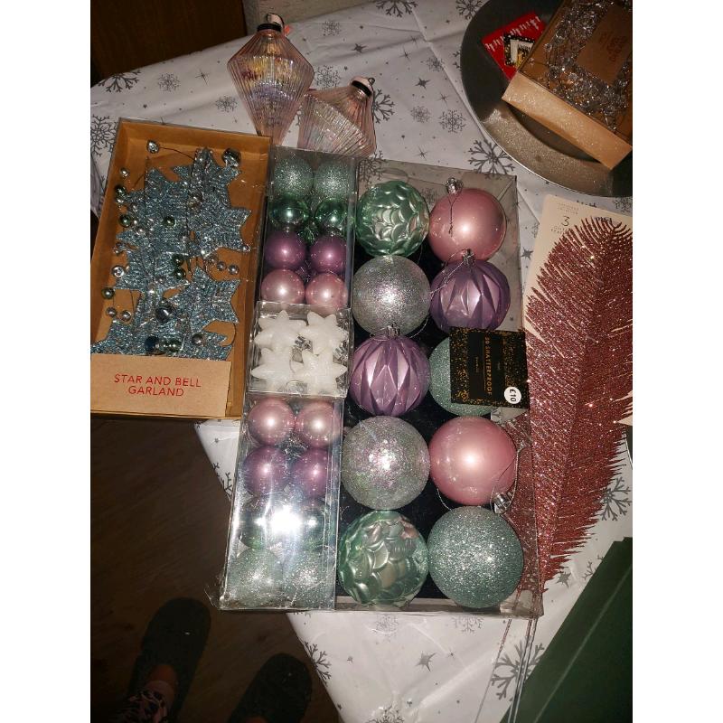 Christmas Decorations Bundle (BNWT)