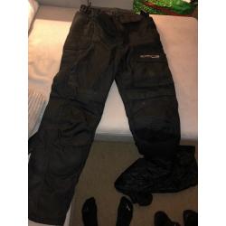 Waterproof motorbike trousers (buffalo) fits 30-34 waist