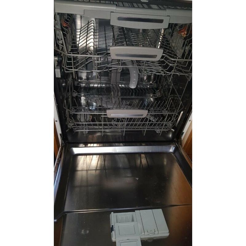 Hot point dishwasher