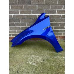 ORIGINAL VW GOLF R PASSENGER SIDE COMPLETE WING