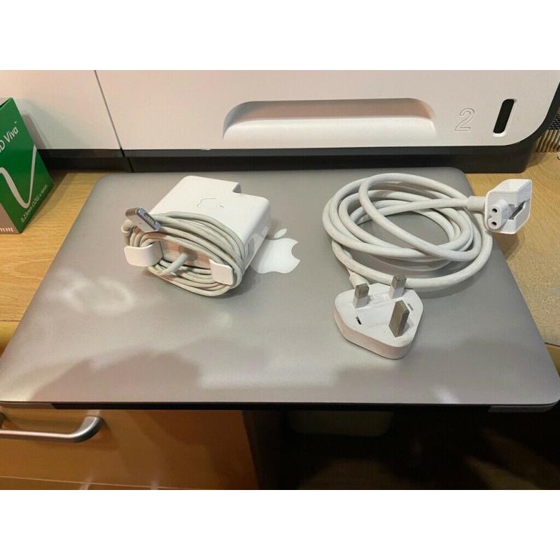 Apple MacBook Pro 13inch Mid 2014