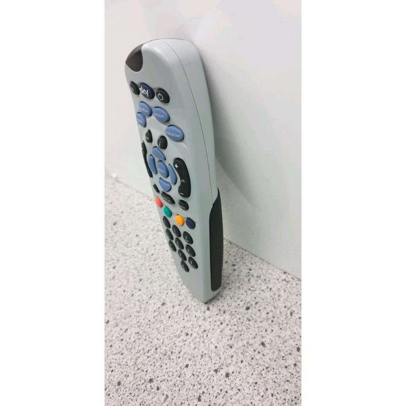 Sky Remote immaculate condition digital sky tv