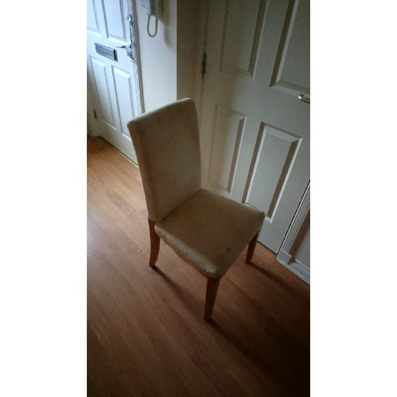 Dinning chairs x5