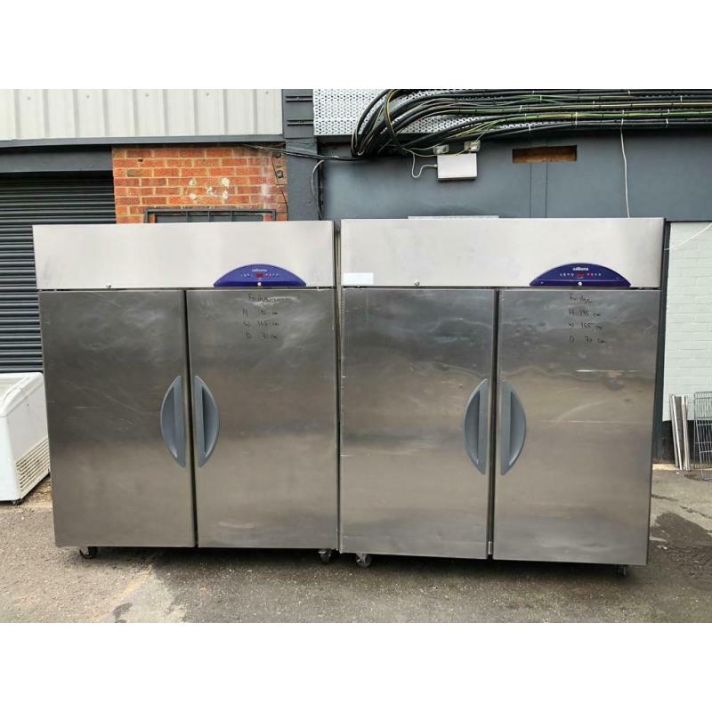 Commercial double door fridge for shop cafe restaurant takeaway pizza jsjdhsh