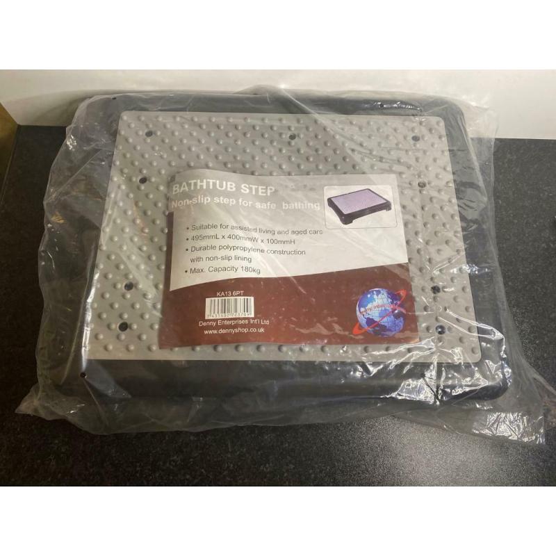 Bathtub step non slip mobility aide for safe bathing