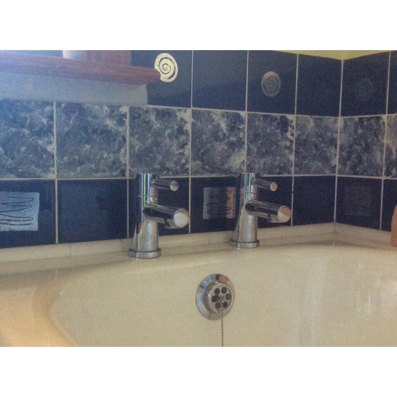 Lota bath taps