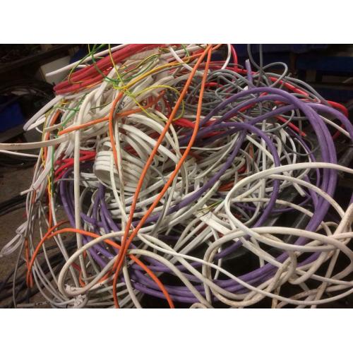 07802780631 Data Cable Wanted