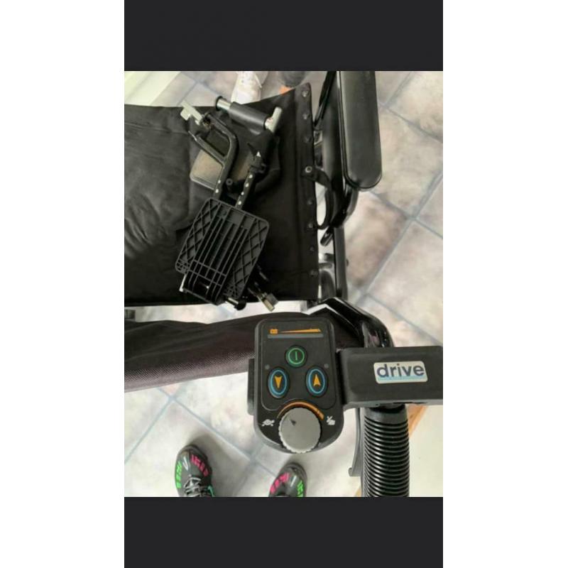 Power self drive wheelchair