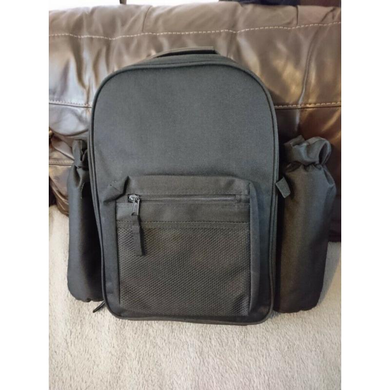 Camping/picnic backpack with accessories